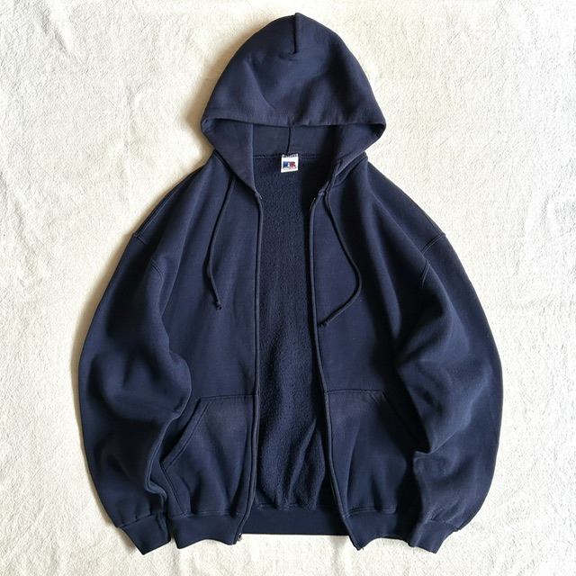 CONVERSE,Calvin Klein,RUSSELL